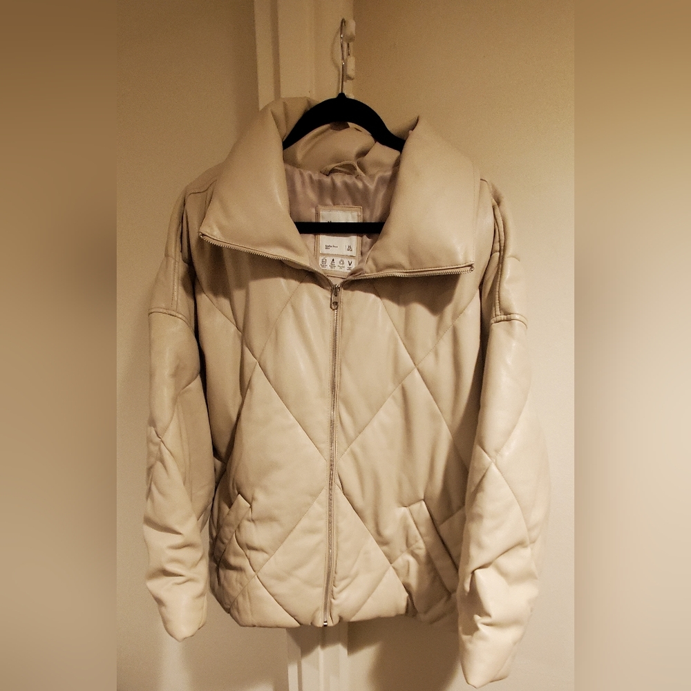 BNWT Abercrombie Cream Quilted Vegan Leather Jacket XL $200